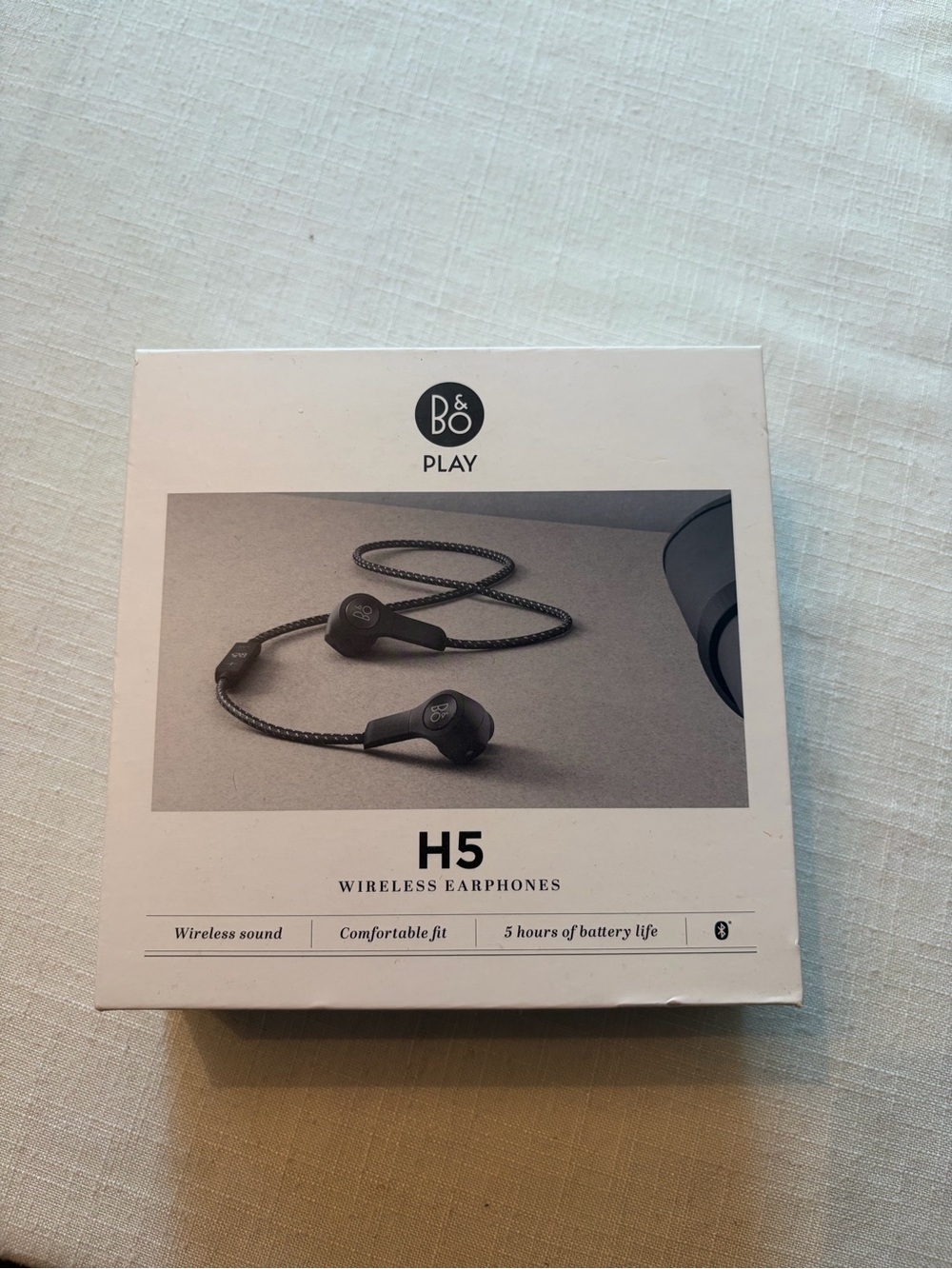 Bang & Olufsen H5 Wireless Earphones in White